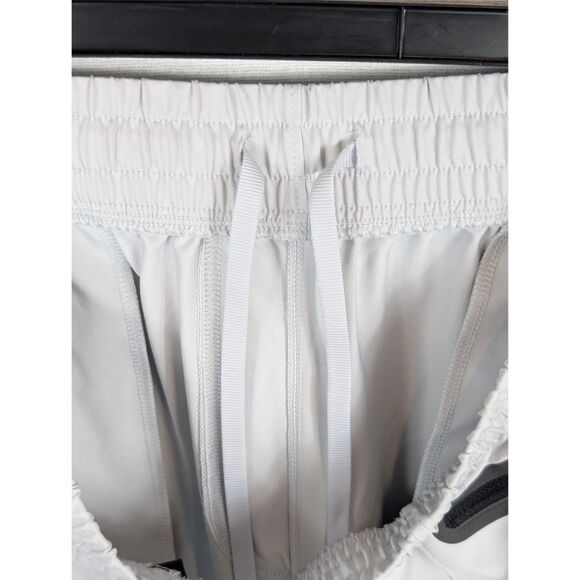 Under Armour Unstoppable Cargo Pants White/Light Gray Men's Size Large - Picture 9 of 10